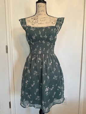 Hollister Sage Green Floral Smocked Midi Dress